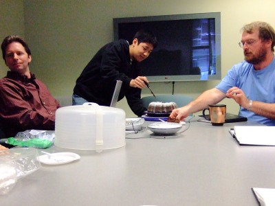 Kernel_team_meetings/cake_080128.jpg